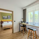 Campanile Polnoc 3* Warschau