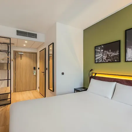 Campanile Polnoc Hotel