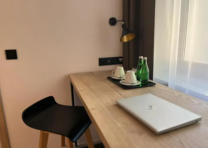 Hotel Campanile Polnoc 3*