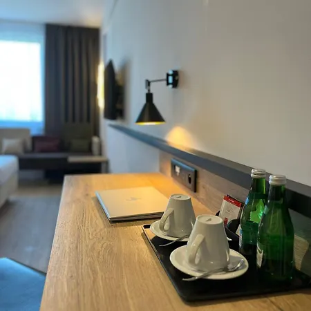 Hotel Campanile Polnoc