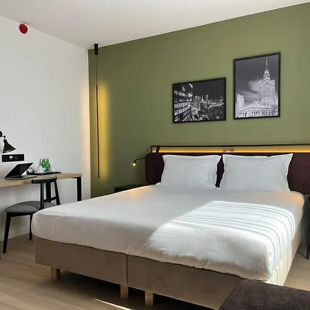 Campanile Polnoc Отель 3*
