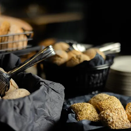 ホテル Campanile Polnoc ワルシャワ