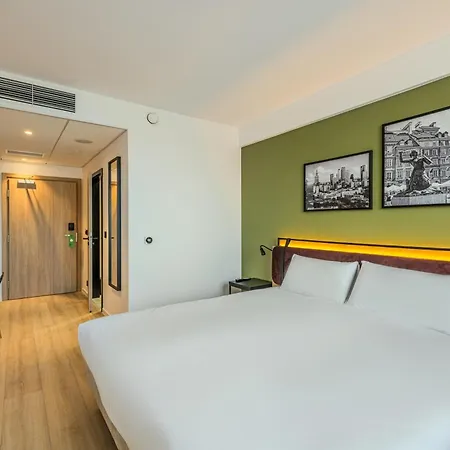 Campanile Polnoc ホテル