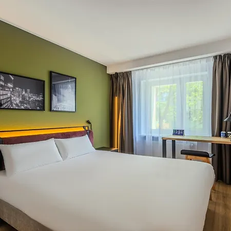 Campanile Polnoc Hotel