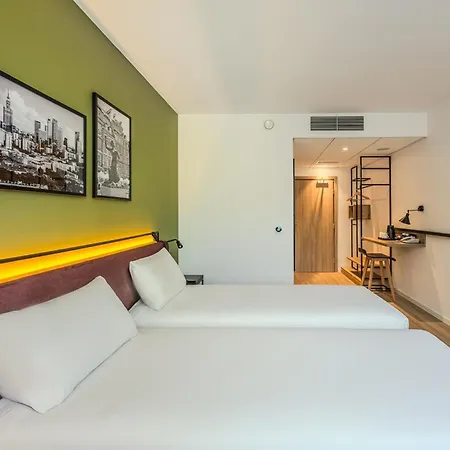 Hotel Campanile Polnoc
