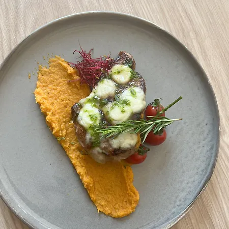 Hotel Campanile Polnoc