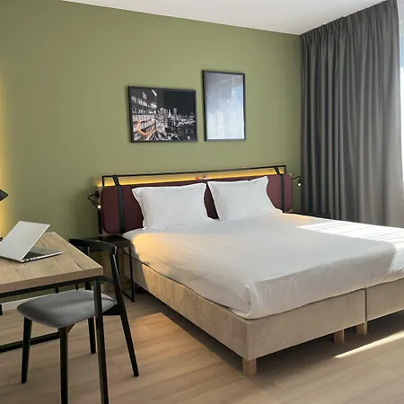 Campanile Polnoc Hotel