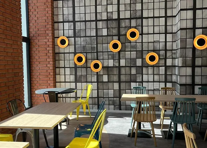 Campanile Polnoc وارسو