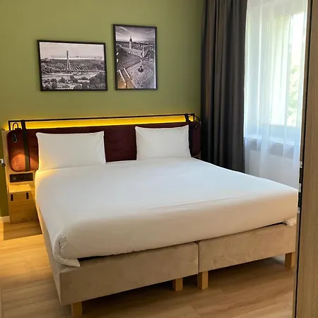 Campanile Północ Hotel