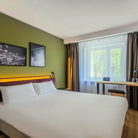 Campanile Północ Hotel 3*