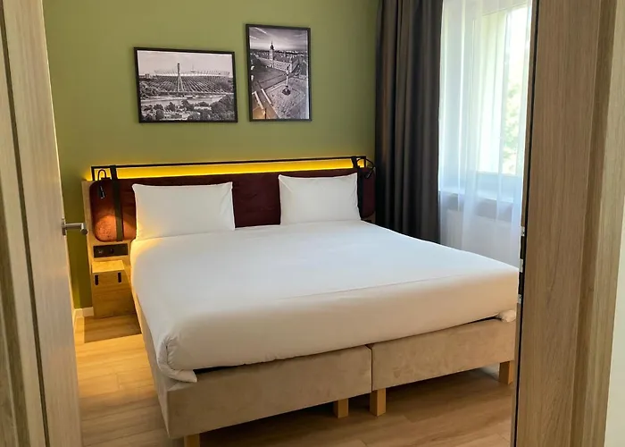 Campanile Polnoc Hotel