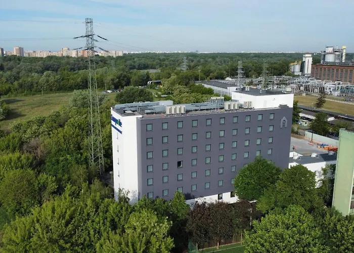 Campanile Polnoc Warsaw