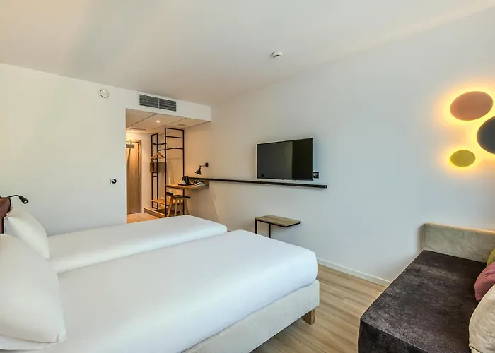 Campanile Polnoc 3* Warschau