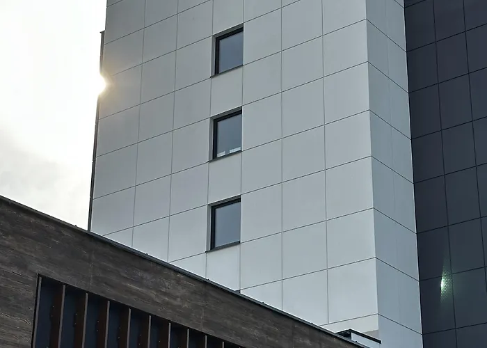 Campanile Polnoc Warschau