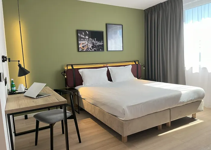 Campanile Polnoc Hotel