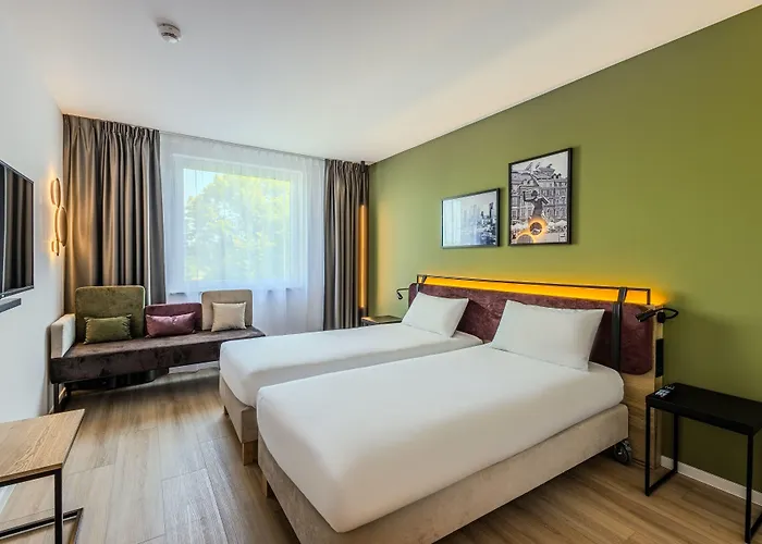 Campanile Polnoc Hotel