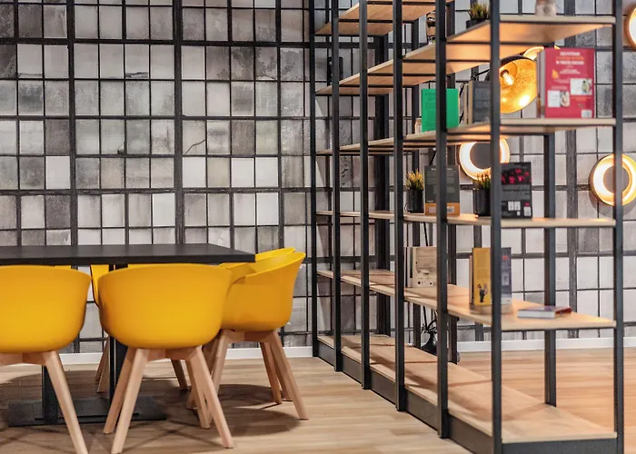 Campanile Polnoc 3* Warschau