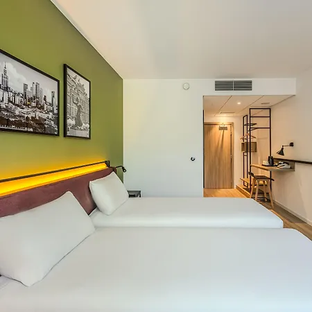 Campanile Polnoc وارسو